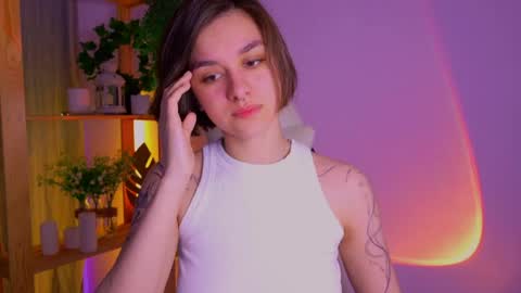 Snapshot of celine_dionn chatting on 05-04-26, 03:24 Celine online show from 05-04-26, 03:24