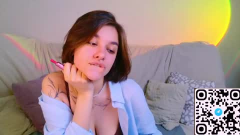 Snapshot of celine_dionn chatting on 06-05-26, 09:59 Celine online show from 06-05-26, 09:59