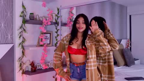 Snapshot of celine_lee chatting on 09-27-25, 07:52 Celine online show from 09-27-25, 07:52