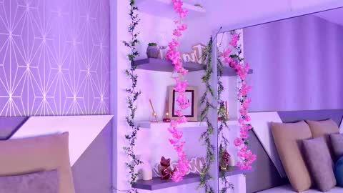 Snapshot of celine_lee chatting on 10-28-25, 03:36 Celine online show from 10-28-25, 03:36