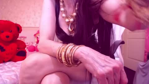 Snapshot of cerisedodd chatting on 02-06-25, 04:53 Cerise online show from 02-06-25, 04:53