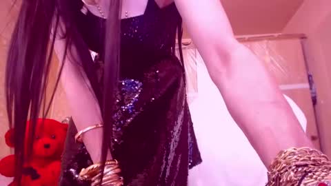 Snapshot of cerisedodd chatting on 03-03-25, 03:30 Cerise online show from 03-03-25, 03:30