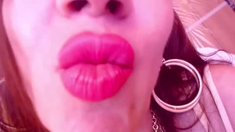 Snapshot of cerisedodd chatting on 03-07-25, 01:31 Cerise online show from 03-07-25, 01:31