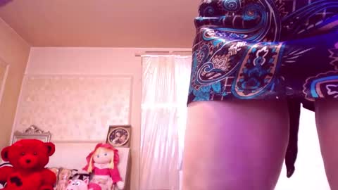 Snapshot of cerisedodd chatting on 09-17-25, 11:28 Cerise online show from 09-17-25, 11:28