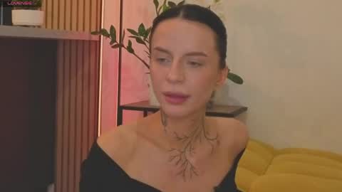 Livia online show from 06-08-26, 10:21