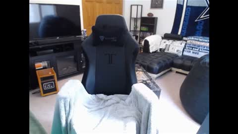 Snapshot of cessprinn chatting on 12-26-24, 06:43 Marie online show from 12-26-24, 06:43