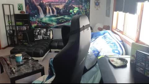 Snapshot of cessprinn chatting on 02-24-26, 04:05 Marie online show from 02-24-26, 04:05