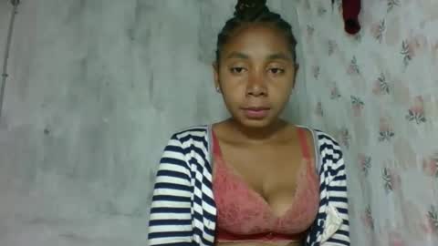 Snapshot of cettehot chatting on 09-15-25, 04:34 cette soa online show from 09-15-25, 04:34