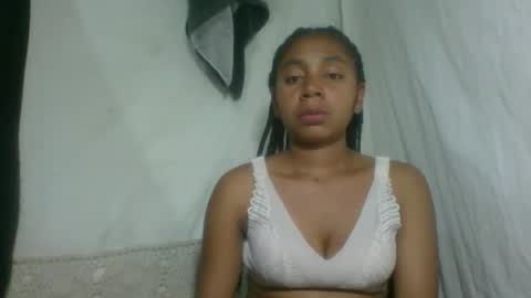 Snapshot of cettehot chatting on 10-13-25, 05:02 cette soa online show from 10-13-25, 05:02