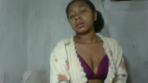 Snapshot of cettehot chatting on 10-18-25, 03:31 cette soa online show from 10-18-25, 03:31