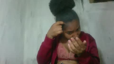 Snapshot of cettehot chatting on 10-20-25, 03:40 cette soa online show from 10-20-25, 03:40