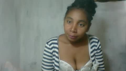 Snapshot of cettehot chatting on 10-29-25, 05:20 cette soa online show from 10-29-25, 05:20