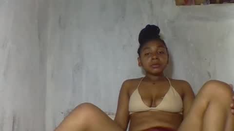 Snapshot of cettehot chatting on 11-19-25, 05:51 cette soa online show from 11-19-25, 05:51