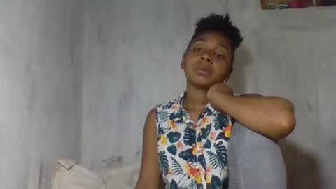 Snapshot of cettehot chatting on 11-28-25, 12:08 cette soa online show from 11-28-25, 12:08