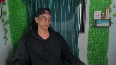 Snapshot of cfiscm chatting on 01-17-26, 07:02 NAMOR online show from 01-17-26, 07:02