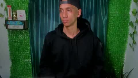 Snapshot of cfiscm chatting on 01-18-26, 04:05 NAMOR online show from 01-18-26, 04:05