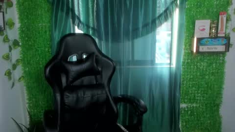 Snapshot of cfiscm chatting on 01-18-26, 09:40 NAMOR online show from 01-18-26, 09:40