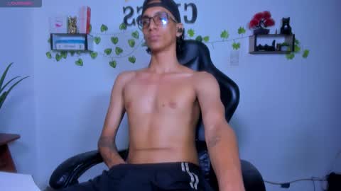 Snapshot of cfiscm chatting on 02-24-26, 05:16 NAMOR online show from 02-24-26, 05:16