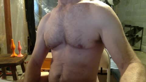 Snapshot of cfnmworkout1 chatting on 09-08-25, 03:22 cfnmworkout1 online show from 09-08-25, 03:22