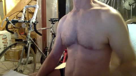 Snapshot of cfnmworkout1 chatting on 10-19-25, 06:41 cfnmworkout1 online show from 10-19-25, 06:41
