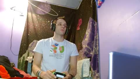 cguffey2284 online show from 01-07-25, 06:48