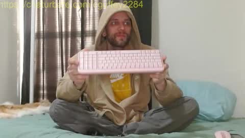 cguffey2284 online show from 01-15-26, 09:40