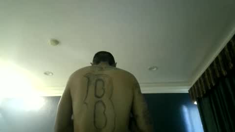 Snapshot of ch383331986 chatting on 10-19-25, 06:30 HAHA online show from 10-19-25, 06:30