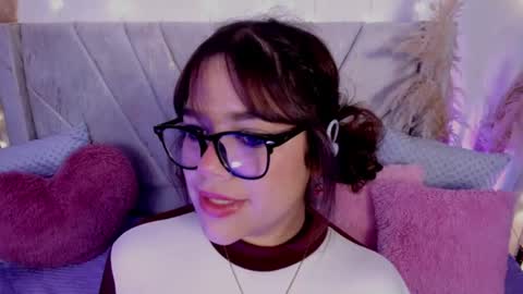 Snapshot of chaarlotte_1 chatting on 07-12-26, 11:23 charlotte online show from 07-12-26, 11:23