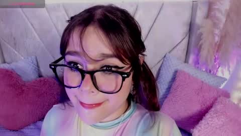 Snapshot of chaarlotte_1 chatting on 07-28-26, 04:39 charlotte online show from 07-28-26, 04:39