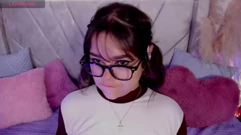 Snapshot of chaarlotte_1 chatting on 08-02-26, 11:30 charlotte online show from 08-02-26, 11:30