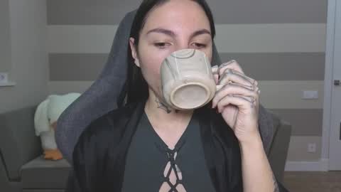 Kate online show from 10-06-25, 07:17