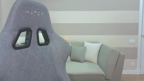 Snapshot of chabibiann chatting on 04-23-26, 12:29 Kate online show from 04-23-26, 12:29