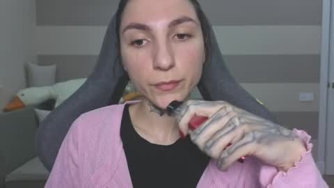 Snapshot of chabibiann chatting on 05-15-26, 06:31 Kate online show from 05-15-26, 06:31