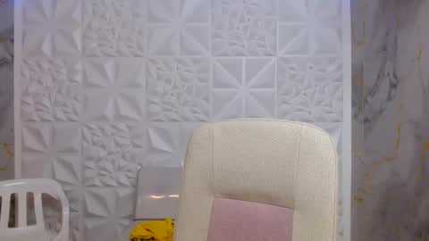 Snapshot of chacorta_ chatting on 06-11-26, 01:42 chacorta_ online show from 06-11-26, 01:42