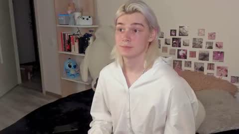 Snapshot of chad_logan chatting on 06-12-26, 07:13 chad_logan online show from 06-12-26, 07:13