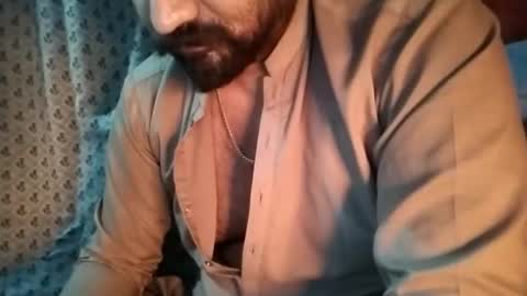 Snapshot of chadipluskhangarh chatting on 12-23-25, 07:17 Stormydick online show from 12-23-25, 07:17