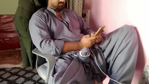 Snapshot of chadipluskhangarh chatting on 02-11-26, 05:23 Stormydick online show from 02-11-26, 05:23