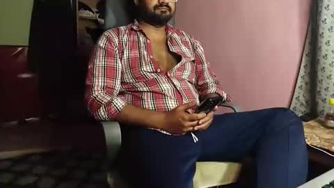 Snapshot of chadipluskhangarh chatting on 02-25-26, 07:23 Stormydick online show from 02-25-26, 07:23