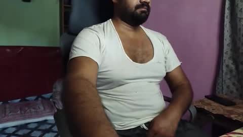 Snapshot of chadipluskhangarh chatting on 03-04-26, 10:32 Stormydick online show from 03-04-26, 10:32