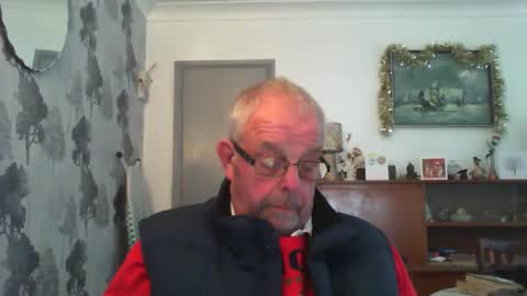 Snapshot of champers37 chatting on 12-13-24, 10:30 Champers online show from 12-13-24, 10:30