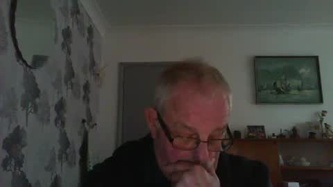 Snapshot of champers37 chatting on 01-21-25, 02:37 Champers online show from 01-21-25, 02:37