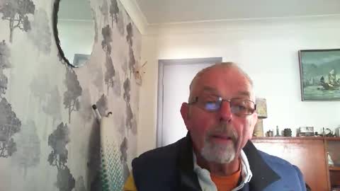 Snapshot of champers37 chatting on 04-25-26, 02:14 Champers online show from 04-25-26, 02:14