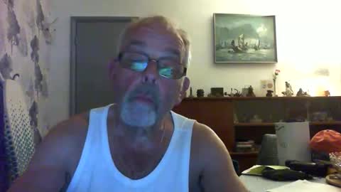 Snapshot of champers37 chatting on 05-28-26, 08:39 Champers online show from 05-28-26, 08:39