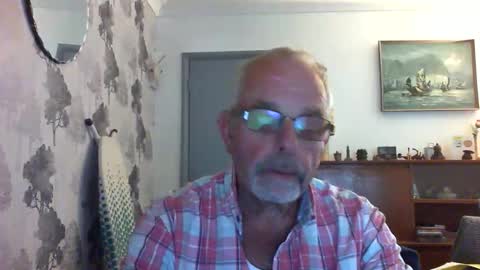 Snapshot of champers37 chatting on 06-02-26, 02:19 Champers online show from 06-02-26, 02:19