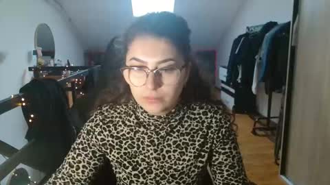 Stephanieblisss online show from 02-06-26, 10:07