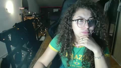 Stephanieblisss online show from 02-11-26, 05:07