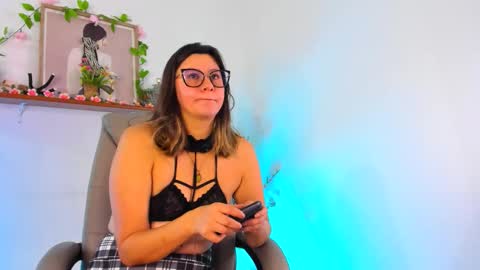 chanell online show from 03-25-26, 08:42