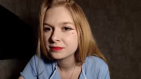 Lia online show from 10-14-25, 07:53