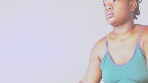 Snapshot of chanellmontes1 chatting on 01-17-26, 01:49 chnell online show from 01-17-26, 01:49