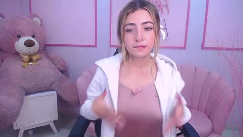 channel_blonde_a online show from 12-05-24, 02:09